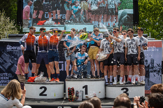 Pedalpower und Teamgeist – Unser sensationeller 3. Platz beim Rad Race 120!