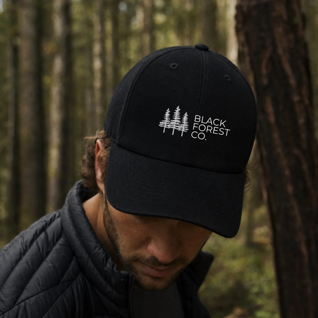 Black Forest Snapback Cap – Schwarzwald Cap mit gesticktem Logo